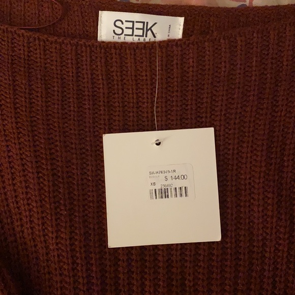 LF Seek Burgundy Cropped Lace Up Knit Sweater Grommet Tie Front Cinched Waist xs - Picture 3 of 6